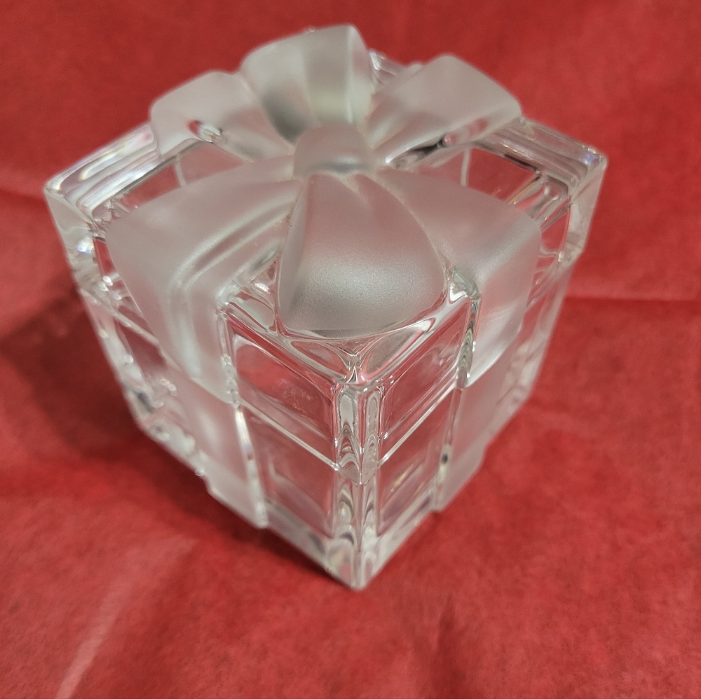 TIFFANY And CO Crystal Gift Box, 3 inch